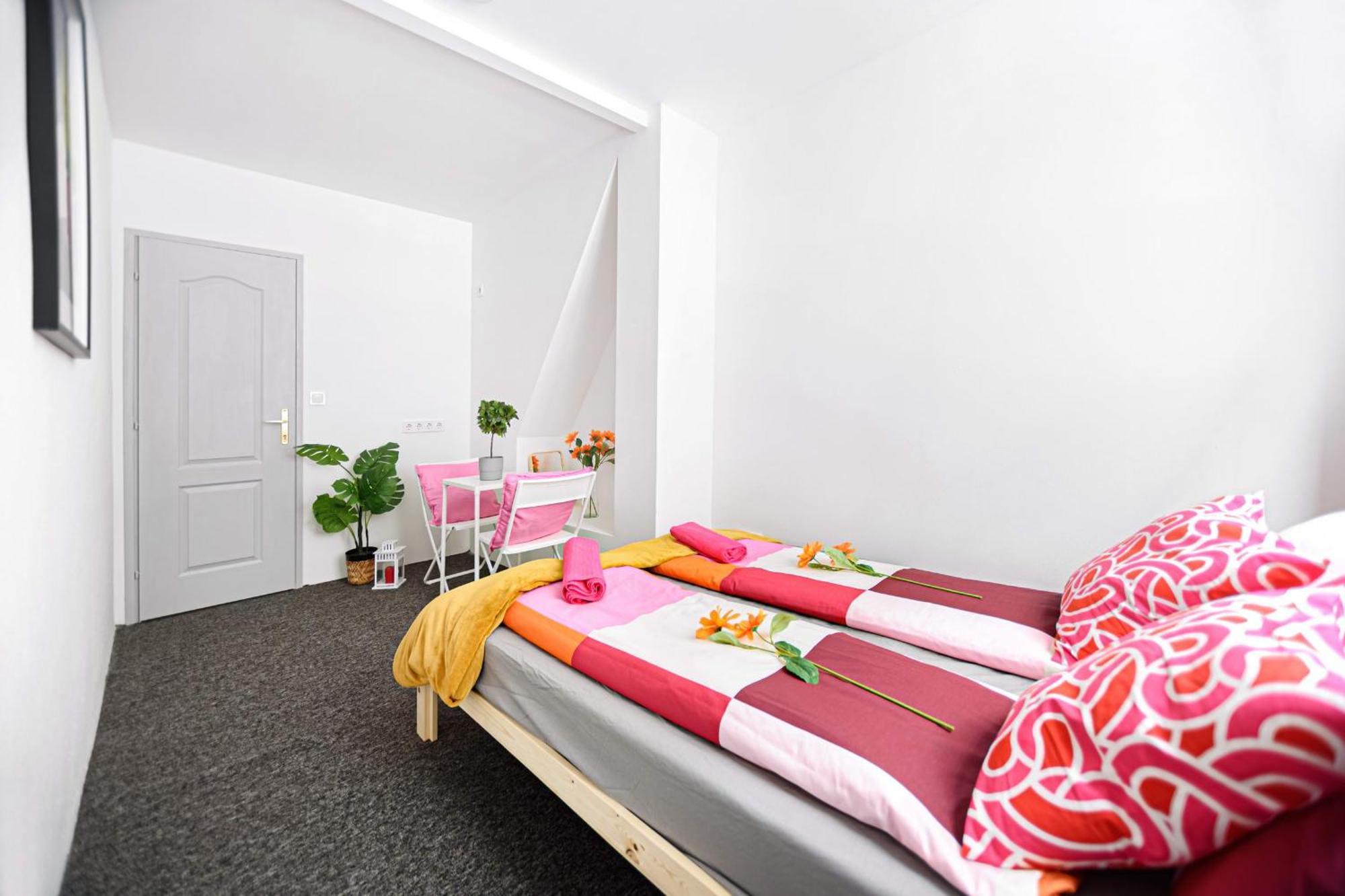 Berkocsis Street Citycentre Apartman *